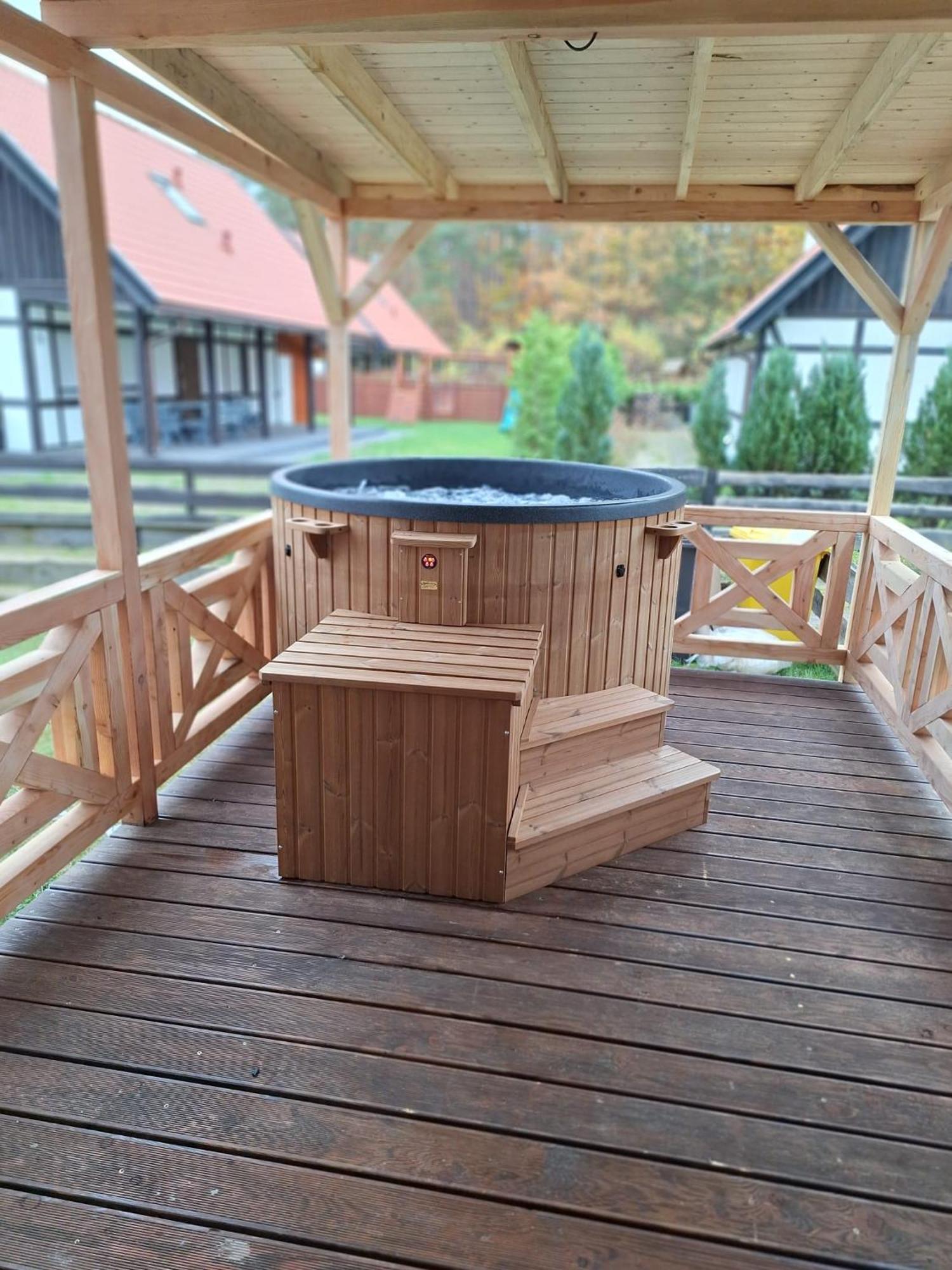 Pastelowy Domek Z Balia Elektryczna Z Jacuzzi Zalakowo Extérieur photo